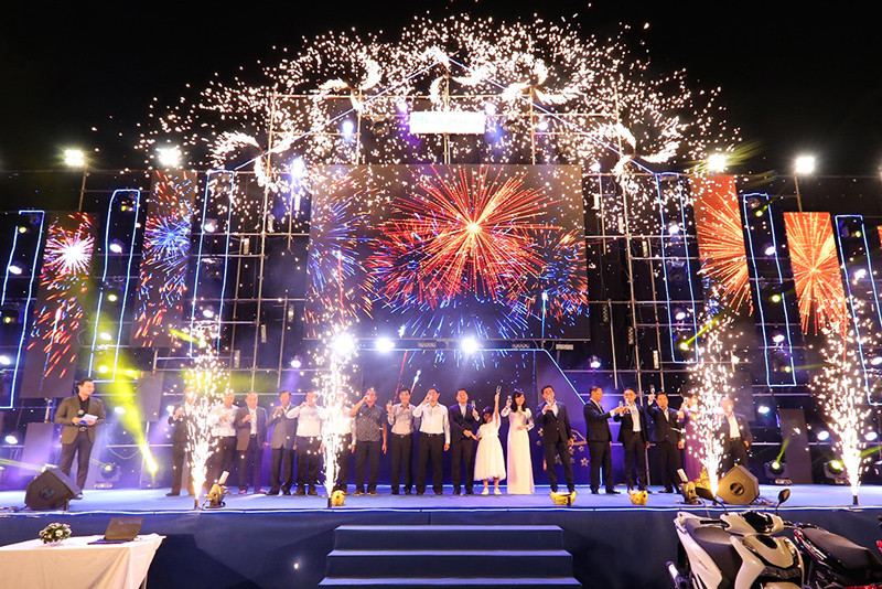 Cần lựa chủ đề cho buổi year end party