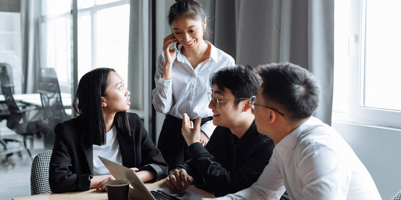 Mô tả người hướng ngoại