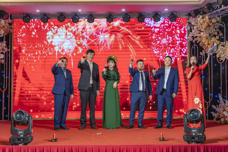 Tết sẽ là một chủ đề year end party thích hợp 