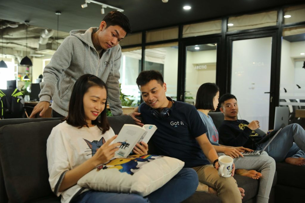 10 bí quyết giao tiếp tốt giúp bạn thành công trong công việc