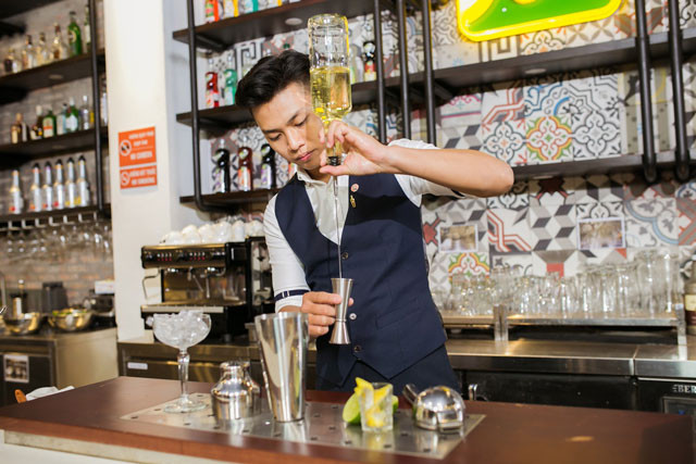 Jigger &#8211; Vật Dụng Không Thể Thiếu Của Bartender