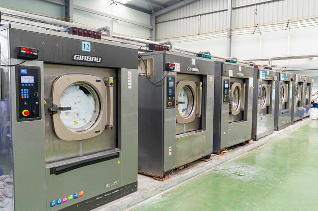 Máy giặt khô chuyên nghiệp