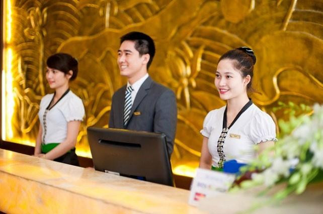 Reception sẵn sàng đón tiếp khách